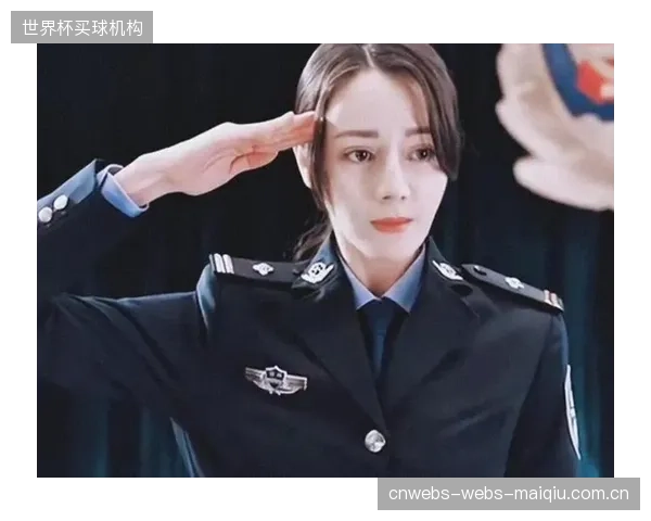 德萨布尔的临场调度能力备受认可，替补席的深度将成为漫长预选赛的胜负手。
